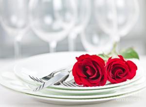 1-romantic-dinner-setting-elena-elisseeva